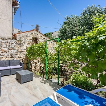 Studio Tommy Rovinj Bagian luar foto