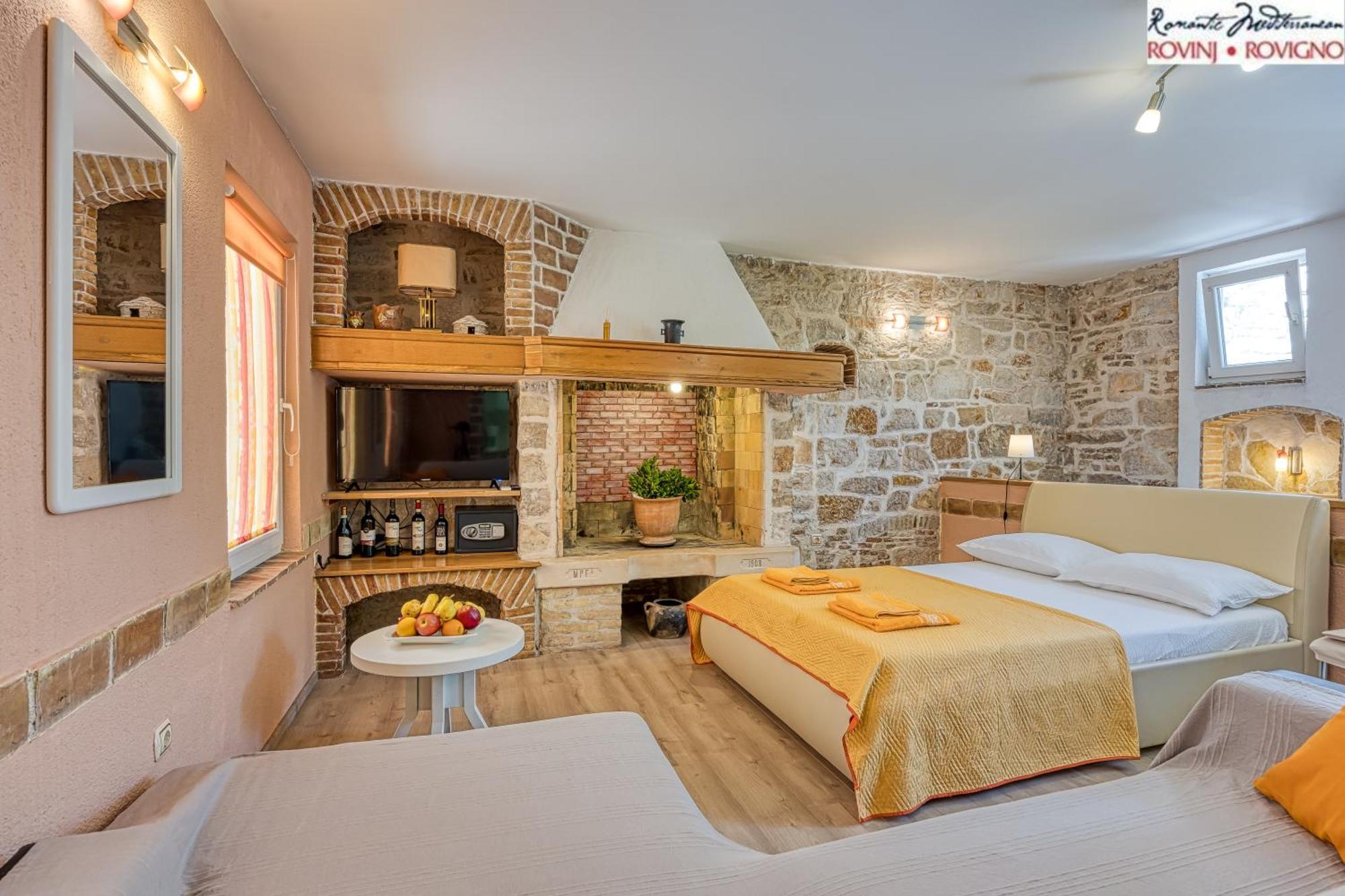 Studio Tommy Rovinj Bagian luar foto