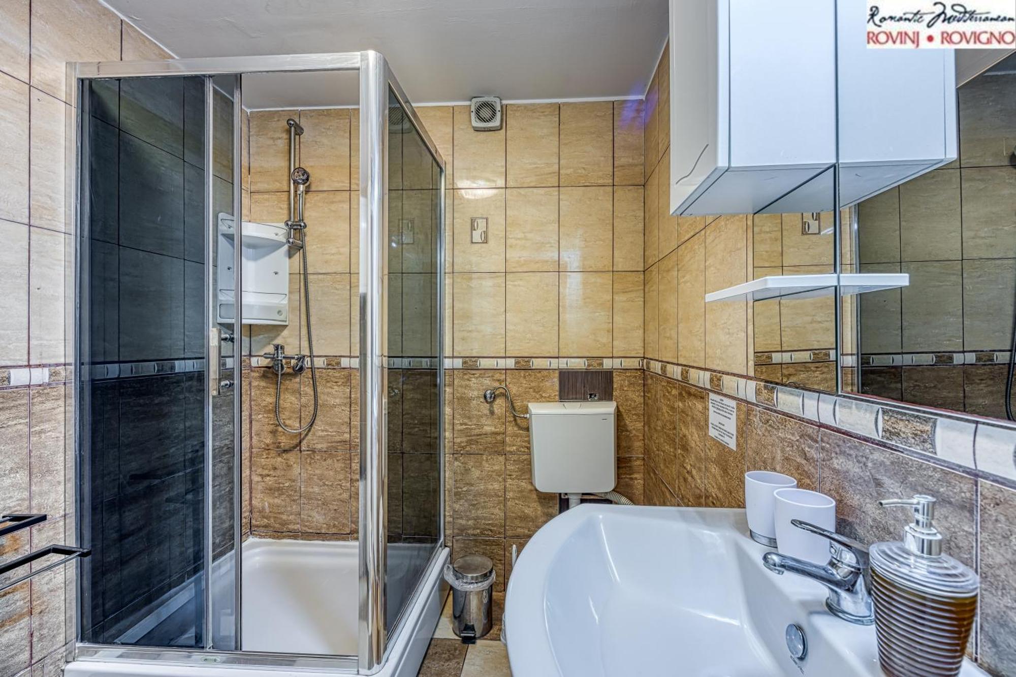 Studio Tommy Rovinj Bagian luar foto